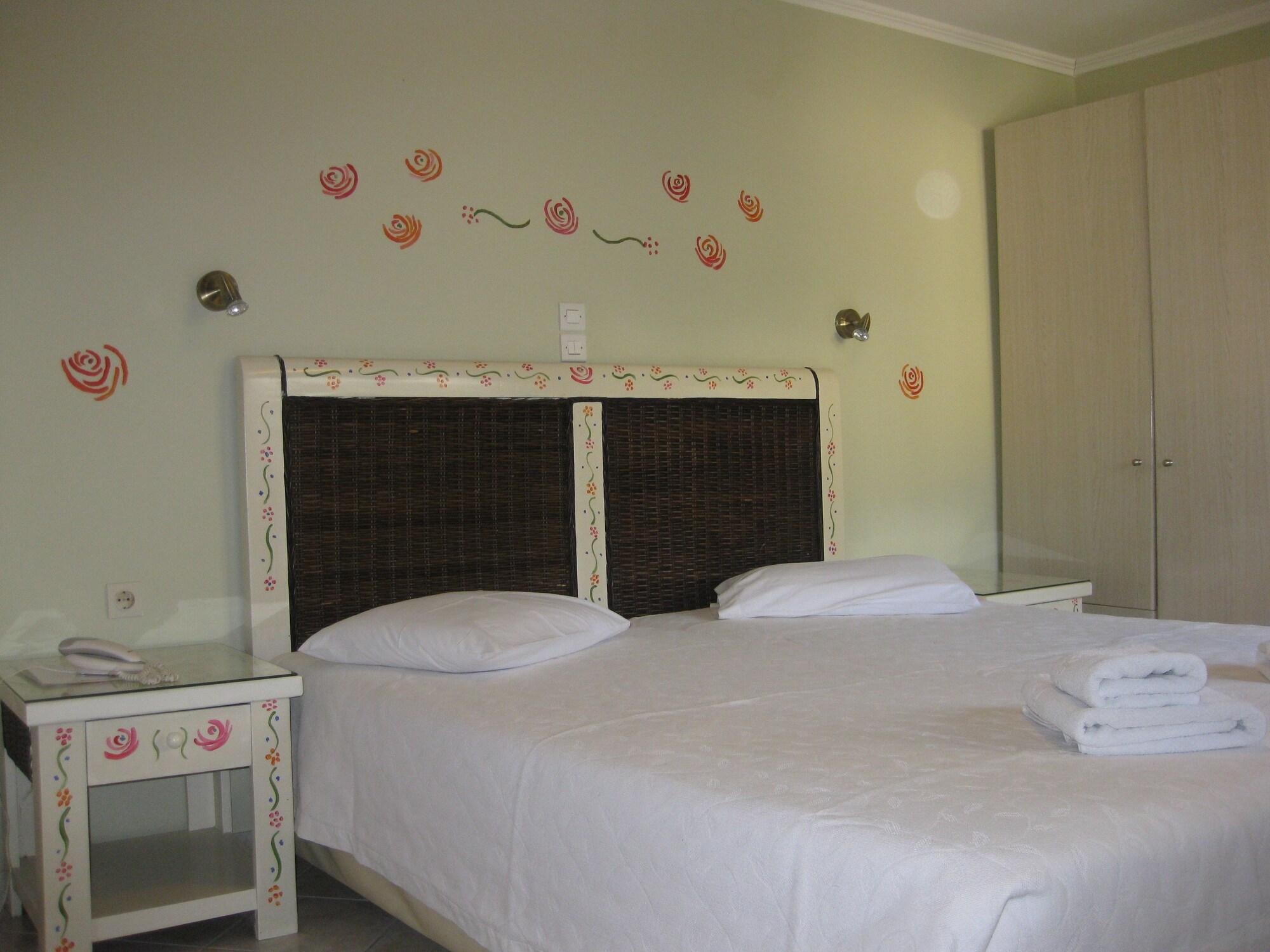 Virginia Hotel Samos Town Exterior foto