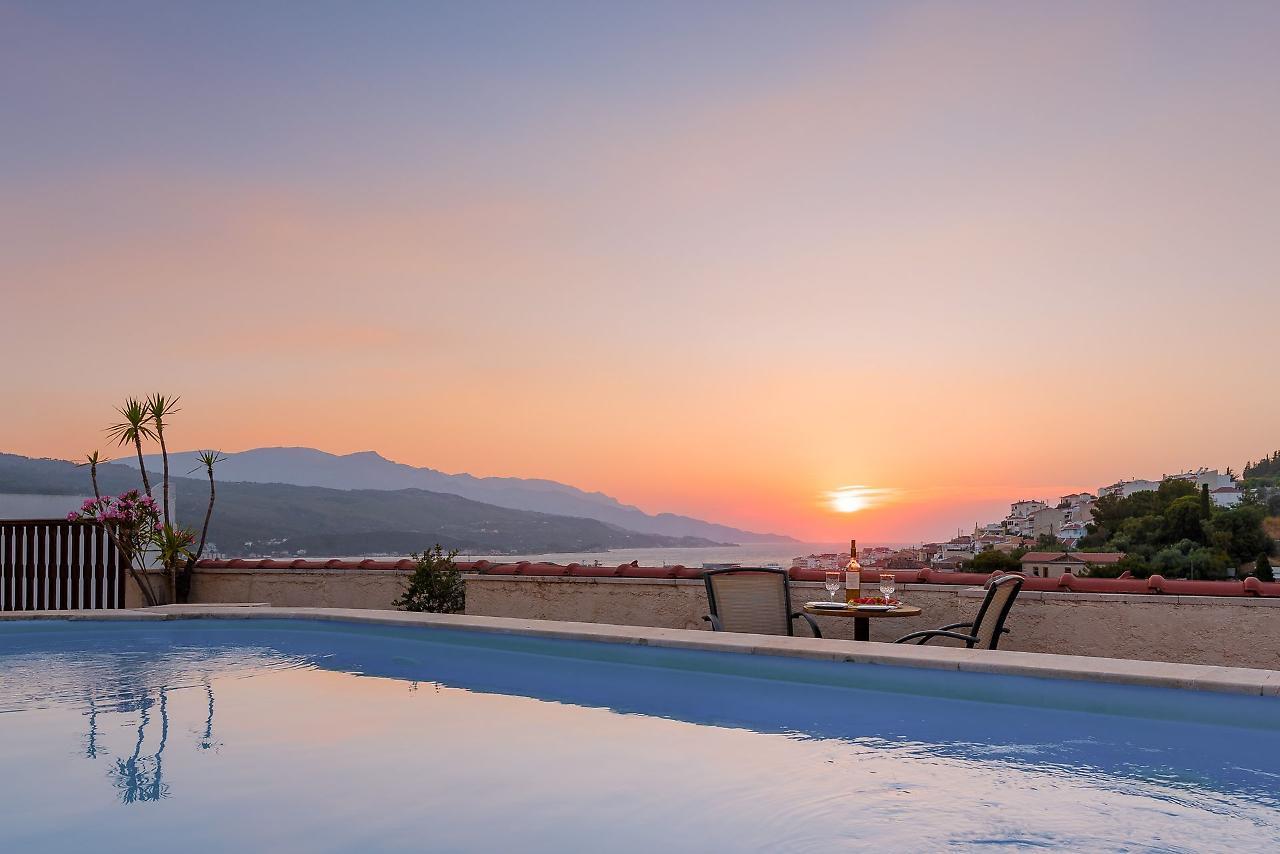 Virginia Hotel Samos Town Exterior foto